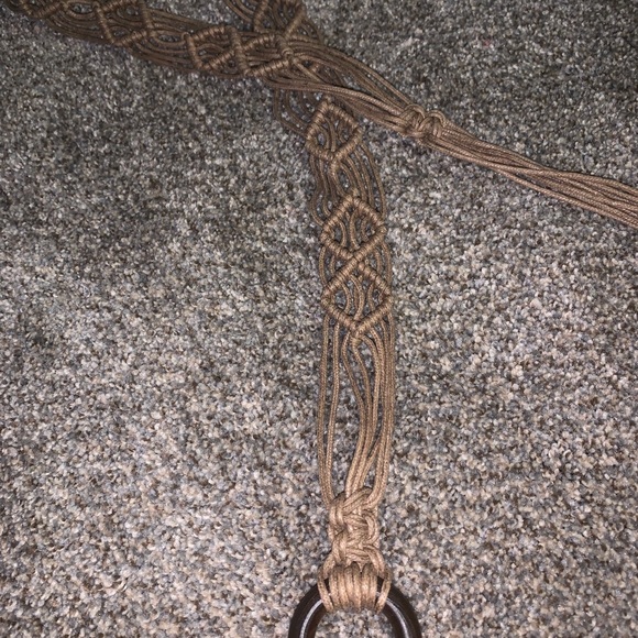 Belt - Picture 2 of 3